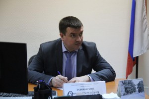 Встречу провел глава управы Роман Заковыркин