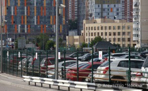 Услугами перехватывающих парковок в ЮАО за прошлый год воспользовались почти 700 тысяч автомобилистов