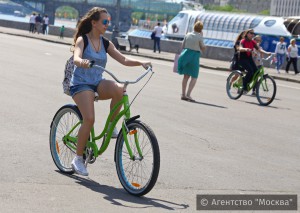 В 15 парках Москвы пользователи проекта смогут бесплатно взять напрокат спортивный инвентарь