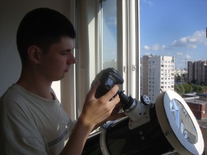 Молодой астроном Филипп Романов участвует в фотоконкурсе "Планета Москва"