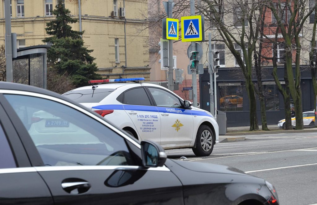 Полицейскими юга столицы задержан подозреваемый в покушении на сбыт марихуаны. Фото: Анна Быкова, «Вечерняя Москва»