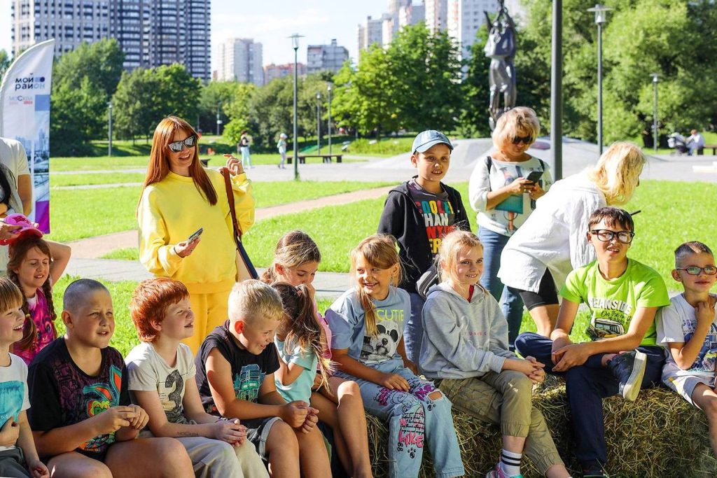 В усадьбе Воронцово в этот же день для детей подготовят представление с мыльными пузырями, а для фанатов парфюмерии состоится мастер-класс, в рамках которого эксперты научат гостей сочетать ароматы и создавать собственные композиции. Фото: пресс-служба Департамента культуры города Москвы