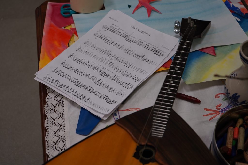 «Выходные открытых дверей»: коллектив ДМШ имени Святослава Рихтера пригласил горожан узнать больше о творческом образовании. Фото: Анна Быкова, «Вечерняя Москва»