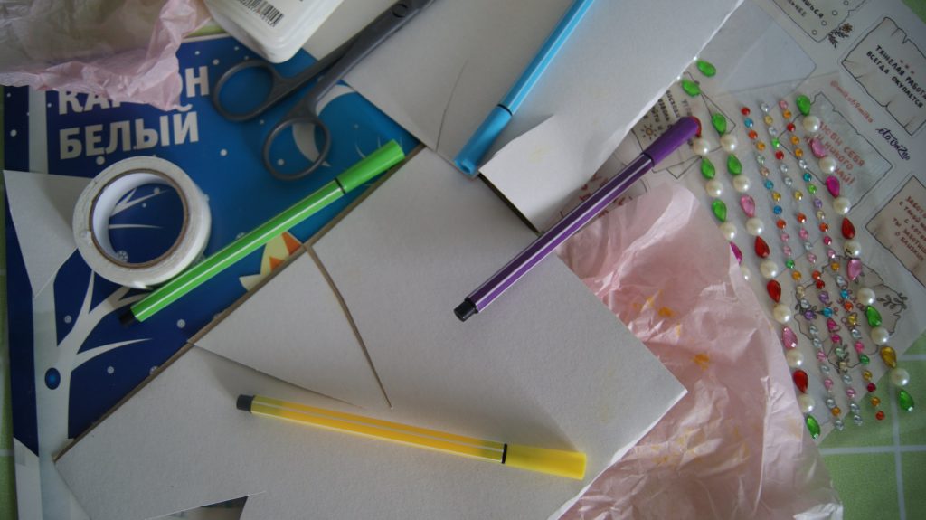 Мастер-класс по созданию цветов из бумаги проведут сотрудники ОКЦ ЮАО. Фото: Татьяна Петрыкина, «Вечерняя Москва»