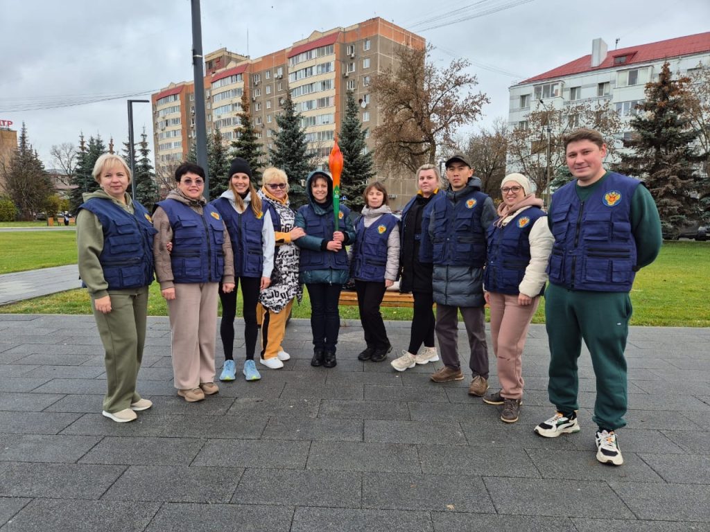 «Огонь жизни»: сотрудники КБ№85 приняли участие в спортивной эстафете. Фото: страница Клинической больницы №85 в социальных сетях