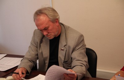 Депутат Андрей Кузьмин пригласил жителей на юбилей