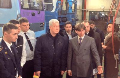 Сегодня мэр Москвы Сергей Собянин осмотрел новые вагоны метро в депо "Выхино"