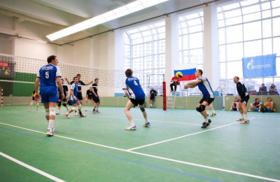 В районе Москворечье-Сабурово прошли соревнования по волейболу