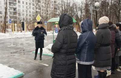 В районе Москворечье-Сабурово сотрудники ГИБДД провели мероприятие «Безопасный город»