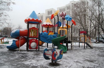 Детские площадки в столичных парках приведут в порядок к середине апреля