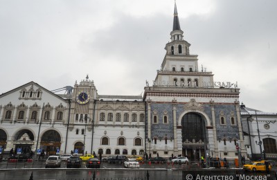 Стойки для подзарядки гаджетов появятся на всех вокзалах Москвы