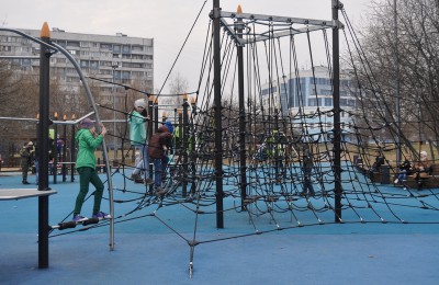 Веревочная площадка в парке "Садовники"