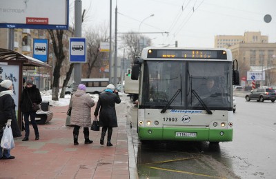 Для жителей района Москворечье-Сабурово организуют бесплатные автобусы до кладбищ
