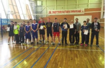 Спортсмены района Москворечье-Сабурово стали призерами турнира по волейболу