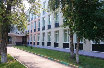 Территорию школы №2000 отремонтируют за 38 млн рублей