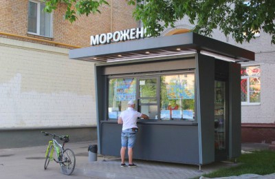 В районе Москворечье-Сабурово работают четыре киоска с мороженым