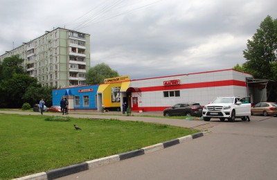 В районе Москворечье-Сабурово находится 416 объектов торговли