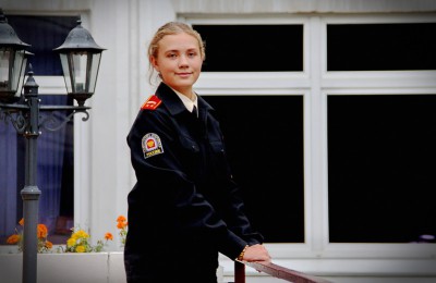 «За отвагу на пожаре»: ученица кадетского класса из ЮАО получила награду от МЧС