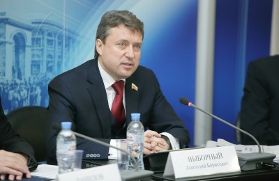 Народные дружинники ЮАО обсудят с депутатом Госдумы Анатолием Выборным возможные изменения в их деятельности