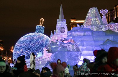 В Москве открылся фестиваль ледяных скульптур
