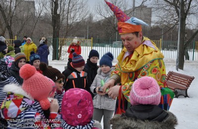 Празднование Масленицы в южном округе Москвы