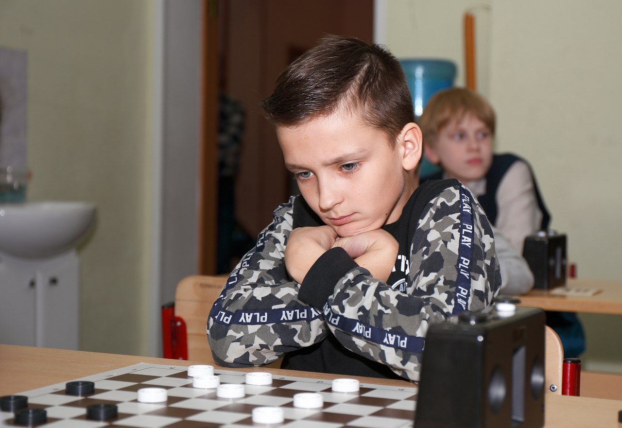 Районные школьники стали участниками Первенства России по шашкам