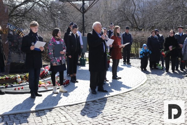 «Непокоренные», акция памяти, парк 30-летия Победы