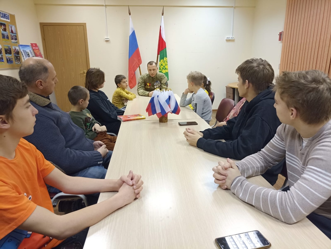 «Время выбрало их...»: в ЦД «Личность» прошла встреча с ветераном СВО. Фото: официальная страница ЦД «Личность» в социальных сетях