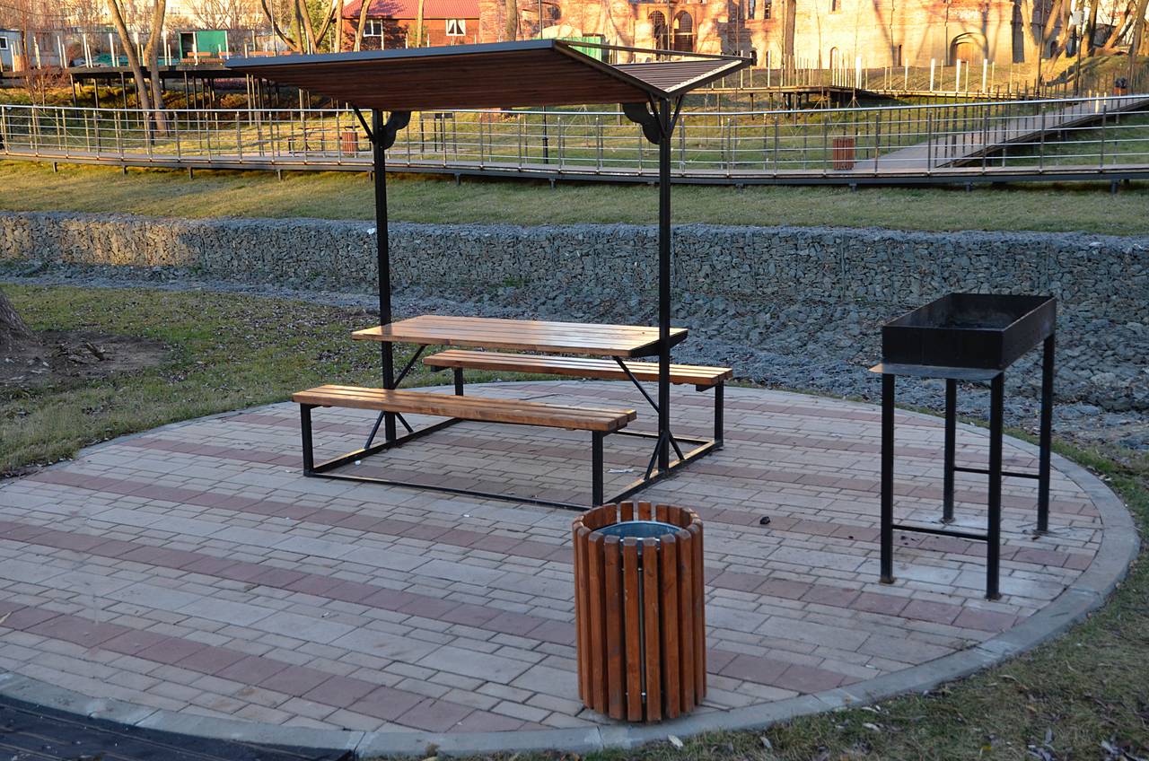 В парках, подведомственных столичному Департаменту культуры, созданы все условия для безопасного отдыха. Фото: Анна Быкова, «Вечерняя Москва»