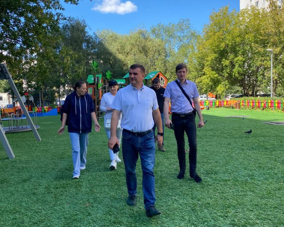 Обход территорий прошел в Москворечье-Сабурове. Фото: страница управы района Москворечье-Сабурово в социальных сетях