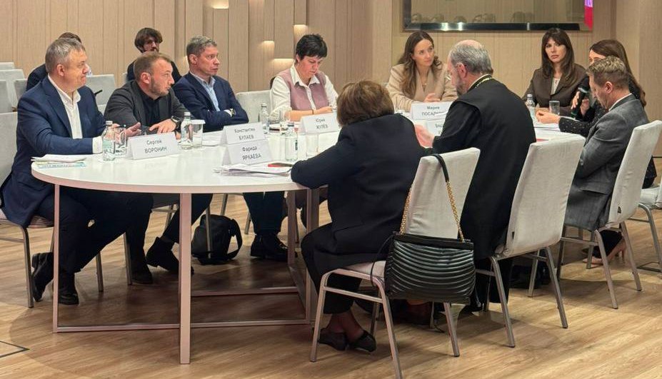 Главный врач МГНЦ имени академика Николая Бочкова выступил в рамках круглого стола. Фото: официальный сайт МГНЦ имени академика Николая Бочкова