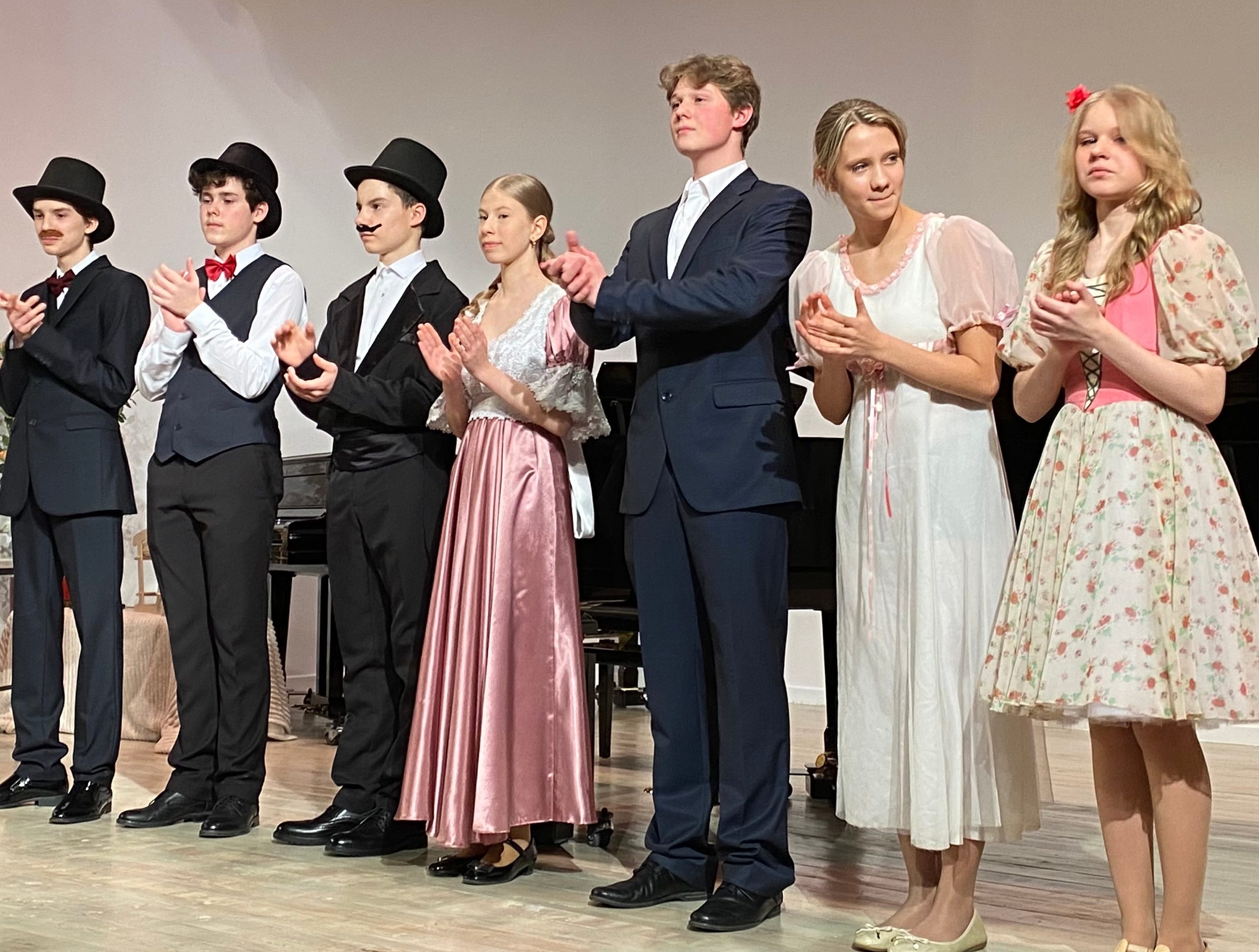 Концерт-перфоманс прошел в Московской школе искусств имени Святослава Рихтера. Фото: страница Московской школы искусств имени Сергея Рихтера в социальных сетях