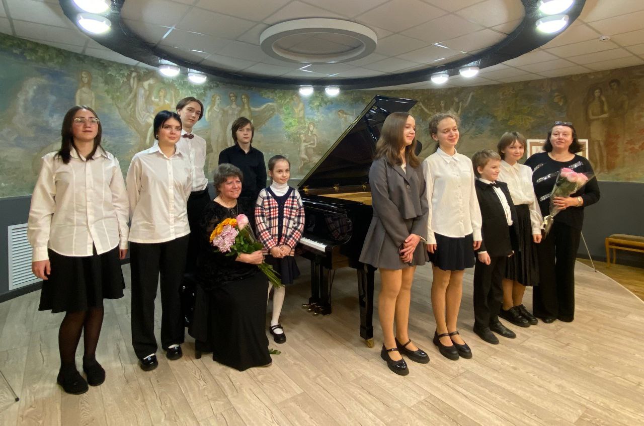 Представители ДШИ имени Святослава Рихтера провели концерт в честь юбилея со дня рождения Доменико Скарлатти. Фото: страница ДШИ имени Святослава Рихтера в социальных сетях